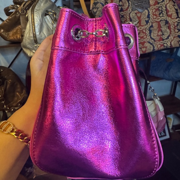 Vivienne Westwood Metallic Pink Bucket Bag NWT and Dust Bag! - Picture 5 of 6